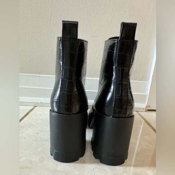 BP Marley Front Zip Bootie BLACK CROC boots - Picture 7 of 9